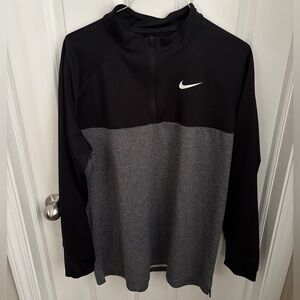 Nike Golf Dri Fit standard Fit quarter zip
